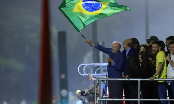 Lideres estrangeiros celebram reeleicao de Lula e destacam parcerias globais