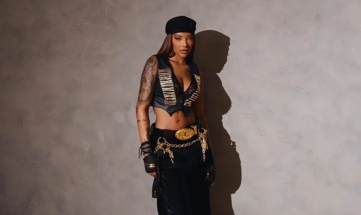 Ludmilla encerra era do álbum Fragmentos com show imersivo no Rio