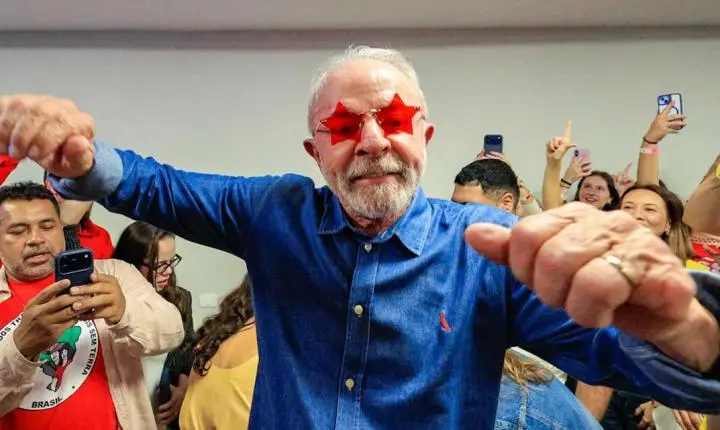 Virada histórica marca a reeleição de Lula para o quarto mandato