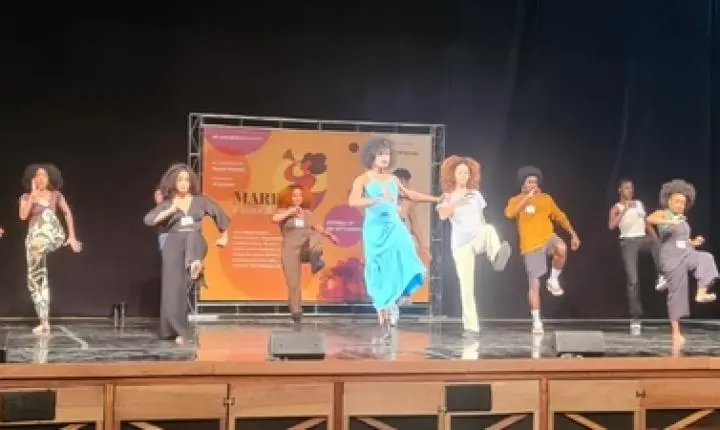 Musical sobre Alcione, 'Marrom', abre audições para talentos do carnaval
