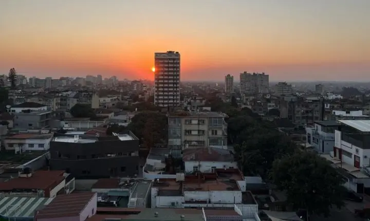 Moçambique barra compra de carros de luxo para o Conselho Constitucional