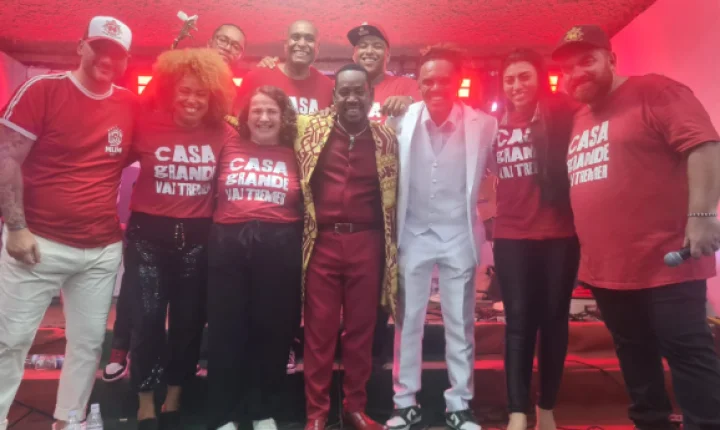 Mocidade Unida da Mooca celebra aniversário com anúncio de samba para 2027 e chegada de Pixulé