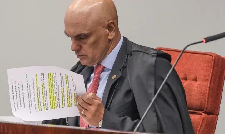 Ministro Alexandre de Moraes cobra agilidade do governo na extradição de Carla Zambelli