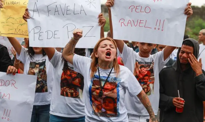 Moradores de favelas do Rio de Janeiro reprovam operações policiais violentas, revela pesquisa