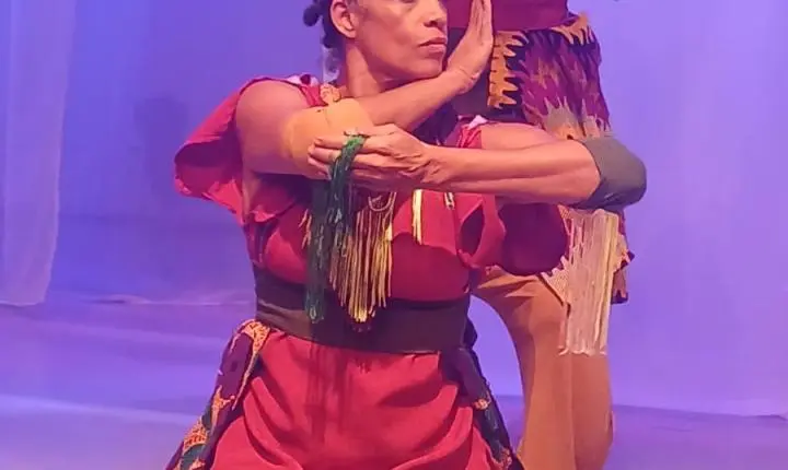 Ouvindo Passos Cia. de Dança apresenta o espetáculo “Xirê de Erê” no Sesc Campo Limpo