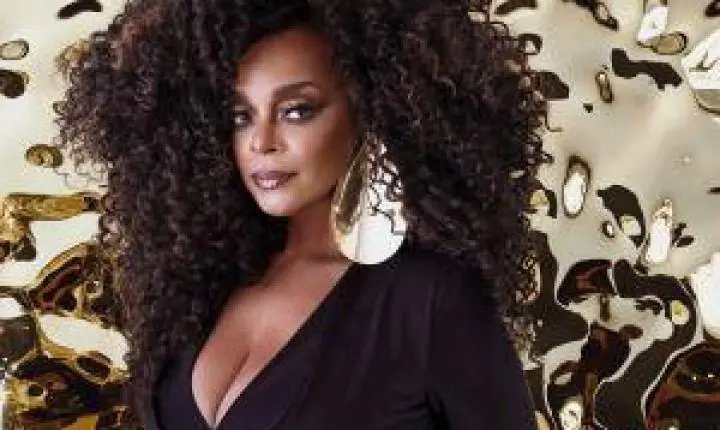 Paula Lima no Museu Afro Brasil: cantora participa do projeto Negras Palavras