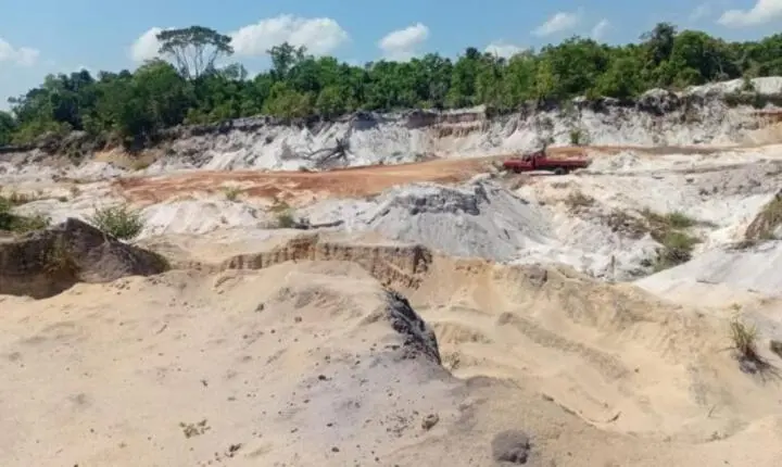 Parintins enfrenta denúncias de agressões ambientais no Lago do Macuranim