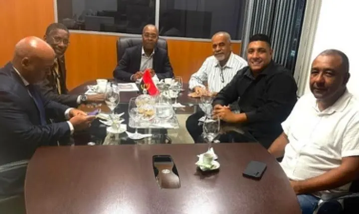Porto da Pedra busca imersão cultural com Consulado de Angola para enredo do Carnaval 2027