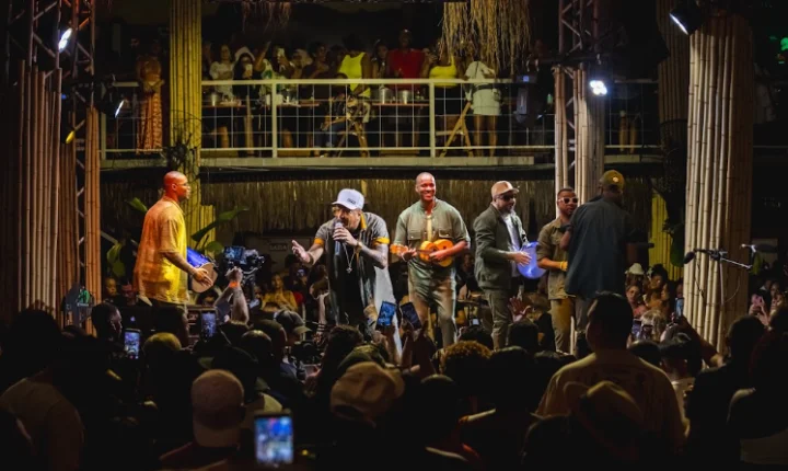 Projeto Pagode Pra Sempre lança DVD inédito com grandes nomes do pagode romântico