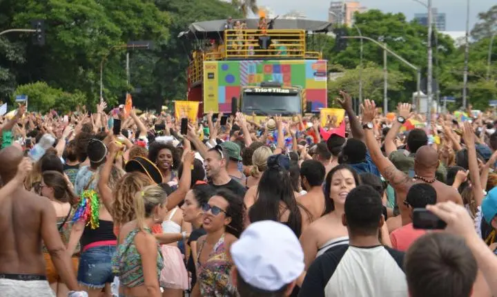 São Paulo abre segunda fase de inscrições para o Carnaval de Rua 2027