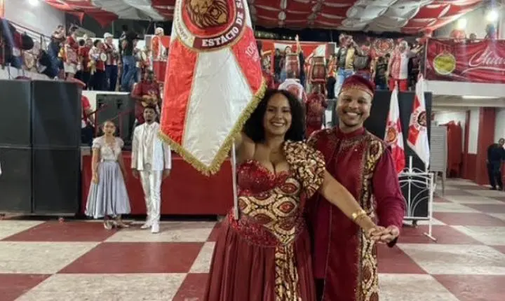 Disputa do samba-enredo da Estácio define seis parcerias na semifinal