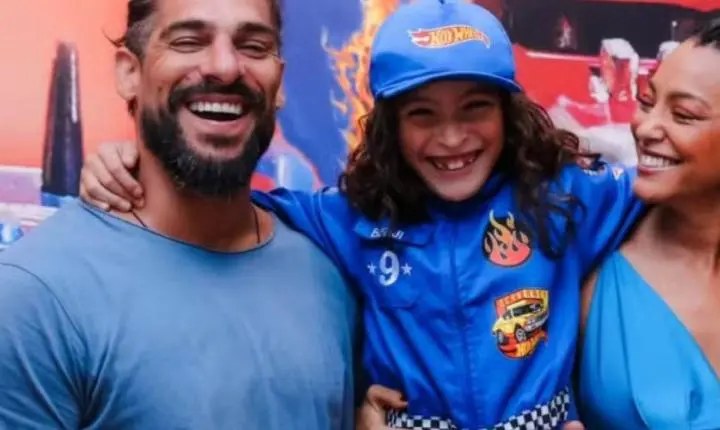 Sheron Menezzes comemora o aniversário de 9 anos do seu filho