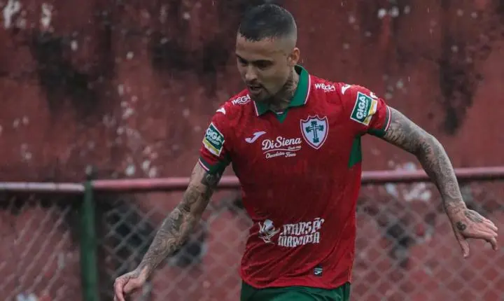Thiaguinho pede desculpas à torcida após eliminação da Portuguesa