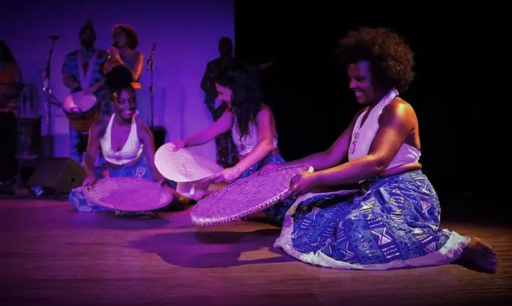 Trupe Benkady celebra 15 anos com circulação do espetáculo “Berimbaiaço” em São Paulo