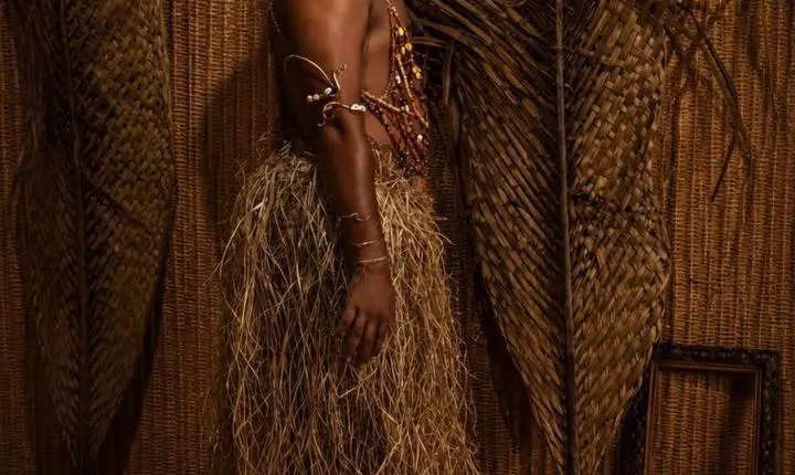 Tucco Pitanga desponta como a nova voz da moda brasileira ao unir ancestralidade e futuro