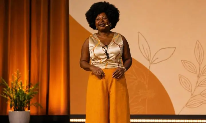 Livro sobre educação financeira para mulheres negras ganha turnê internacional