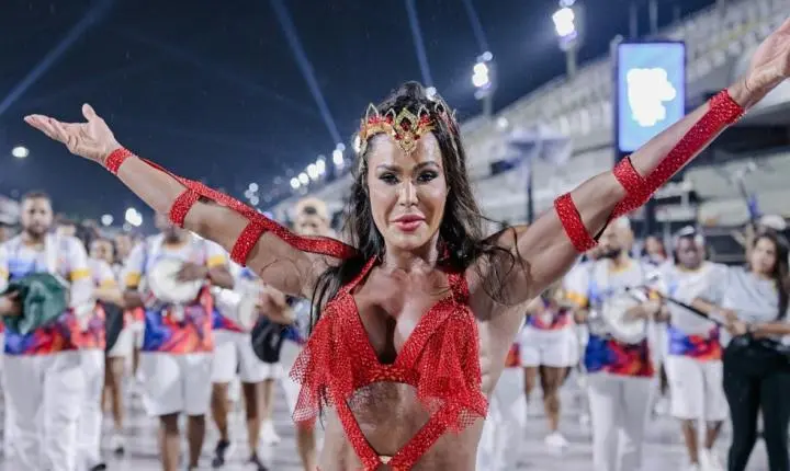 Gracyanne Barbosa deixa o posto de rainha de bateria da União da Ilha