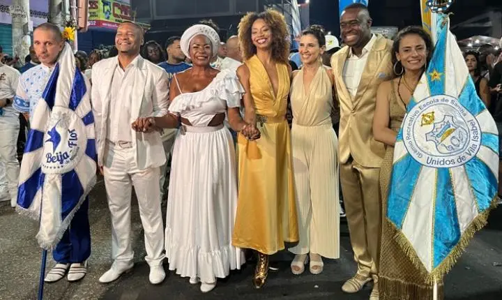 Vila Isabel incendeia Nilópolis e celebra a Pequena África com samba contagiante