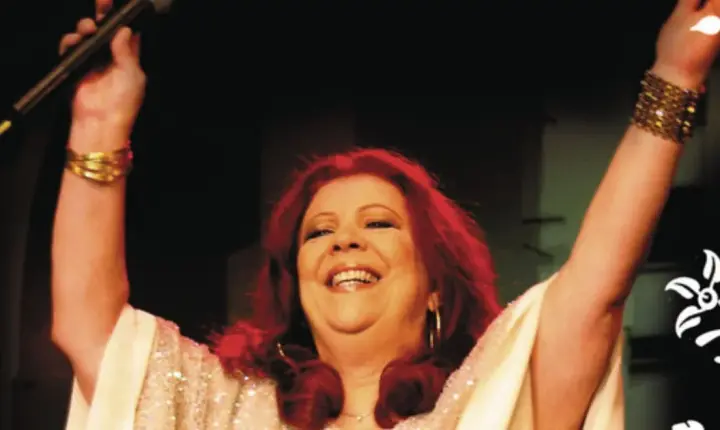 Beth Carvalho e a história por trás de Vou Festejar, o grande hino do samba