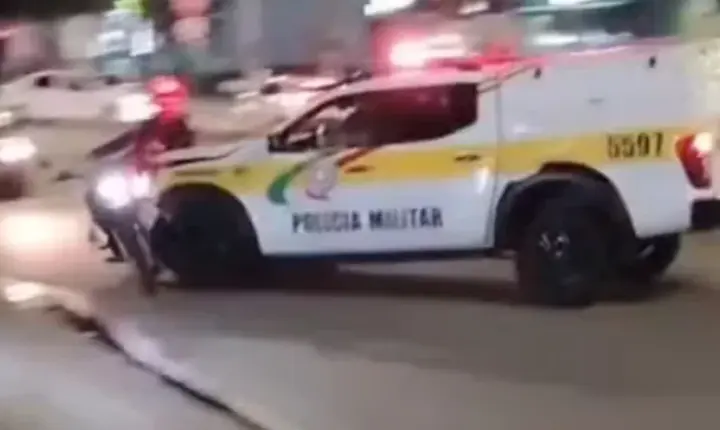Viatura da PMRv atropela motociclista em comemoração em Florianópolis