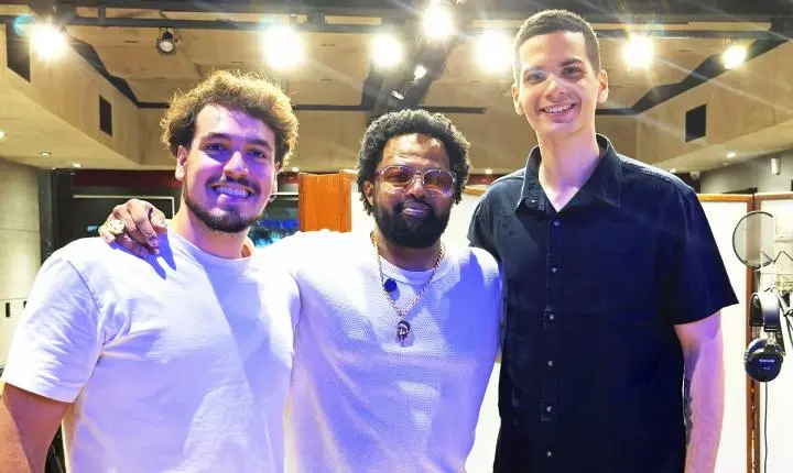 Xande de Pilares colabora em faixa e anuncia álbum instrumental “Novos caminhos”